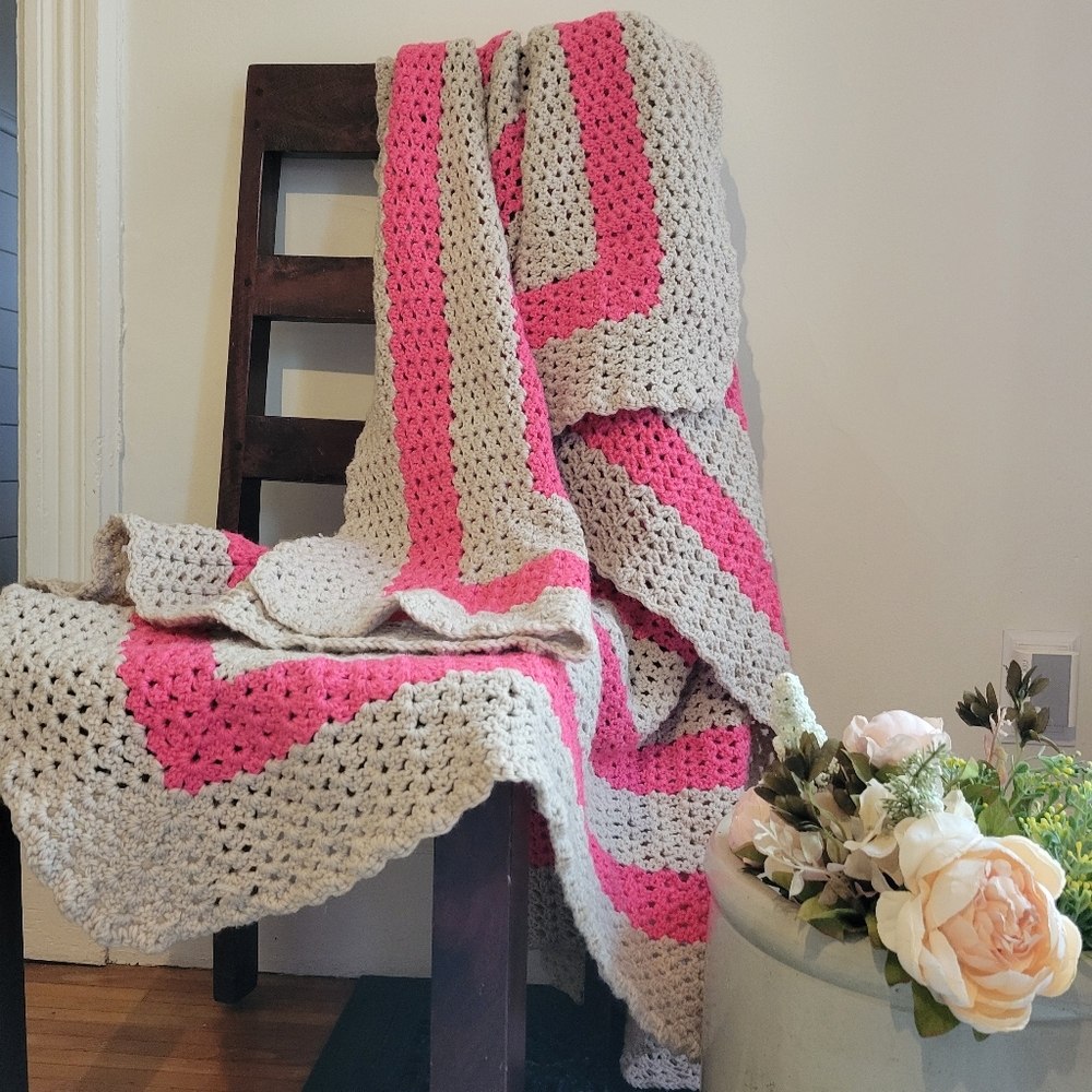 Pink & Taupe Granny Rectangle Afghan Crochet Vintage 80 90's Large Throw Blanket
